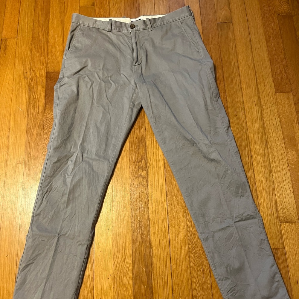 J.Crew brand Men’s medium Gray colored chino pants. Size 34 X 34.  Straight Fit.